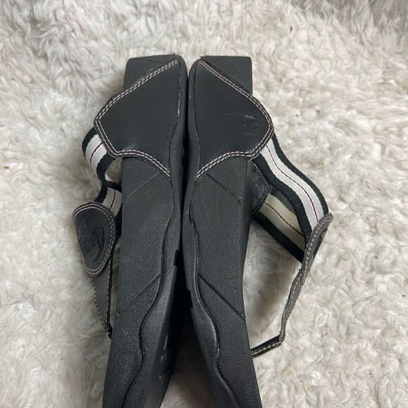 Fitflop black leather and fabric wedge thong sandals size 8 - Picture 6 of 10